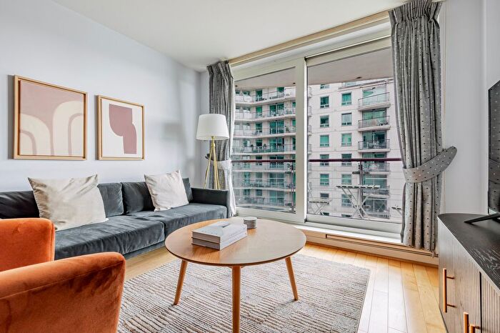 2 Bedroom Flat To Rent In Vauxhall, SW8