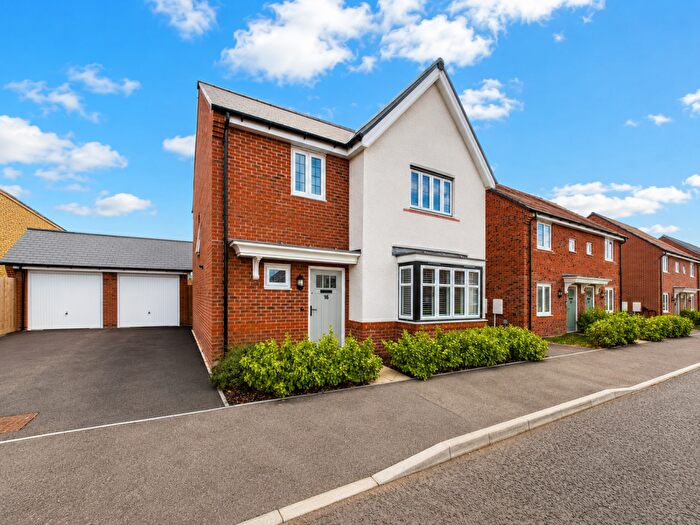 3 Bedroom Detached House For Sale In Sorrel Street, Twigworth, Gloucester, GL2
