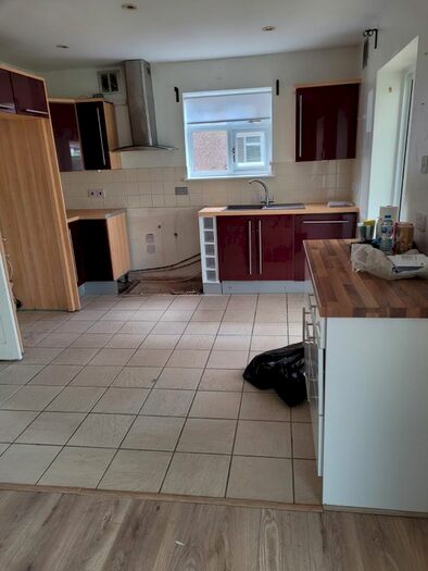 3 Bedroom Semi-Detached House To Rent In Fels Farm Avenue, Dagenham, RM10
