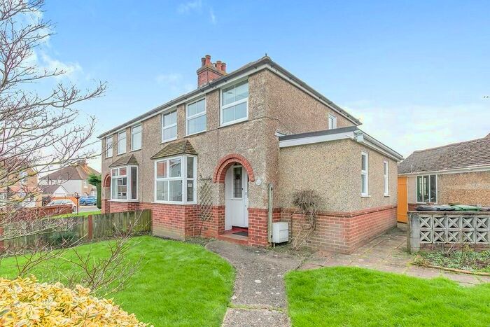 3 Bedroom Semi-Detached House To Rent In Udimore Road, Rye TN31
