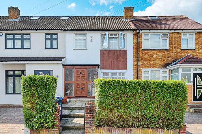 3 Bedroom Property For Sale In Ferrymead Avenue, Greenford, UB6