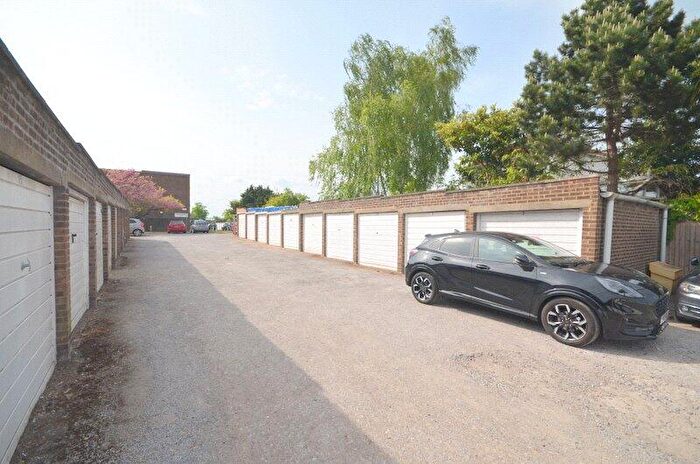 2 Bedroom Apartment To Rent In Chaplaincy Gardens, Hornchurch, Essex, RM11