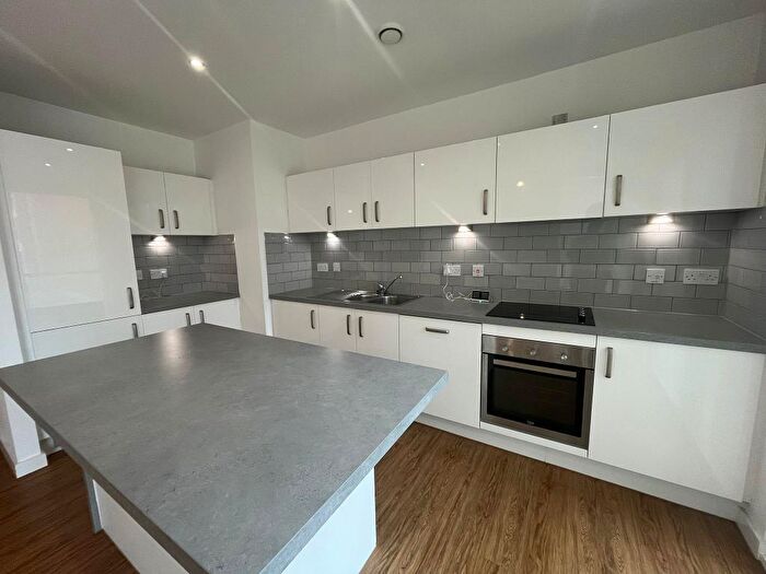 2 Bedroom Detached House To Rent In City Road, Manchester, M15