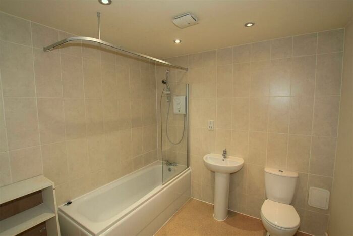 2 Bedroom Apartment To Rent In Turing Court, Manchester, M11