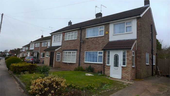 3 Bedroom Semi-Detached House To Rent In Exminster Road, Coventry, West Midlands, CV3