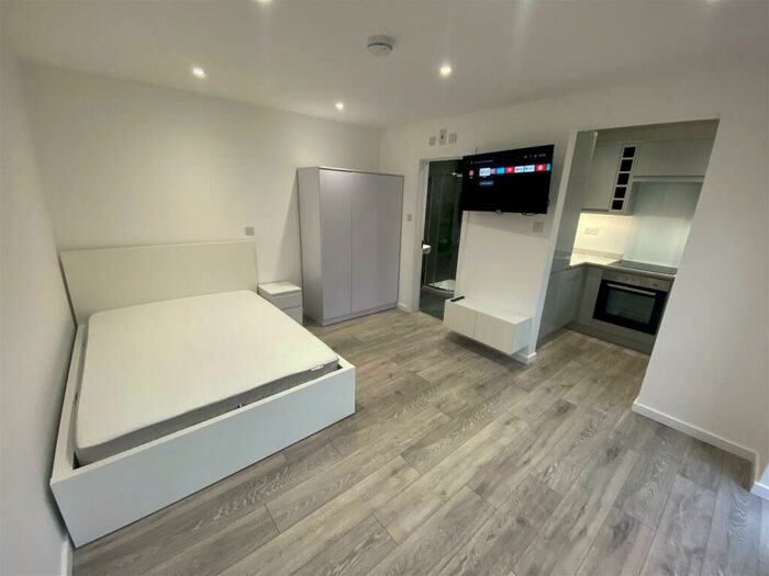 Studio To Rent In Oxford Road, Reading, RG30