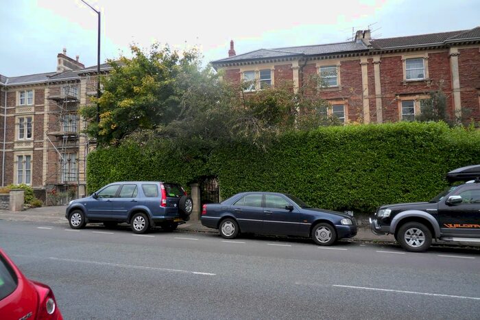 3 Bedroom Flat To Rent In Pembroke Road, Clifton, BS8