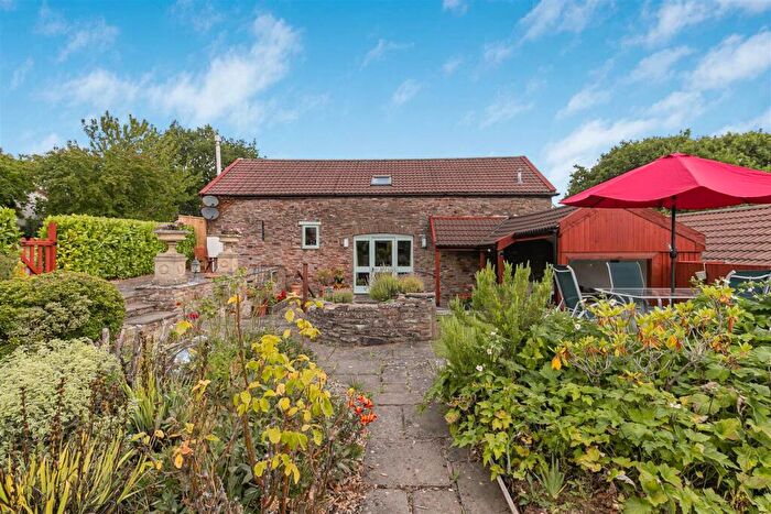 2 Bedroom Detached House For Sale In Westerleigh Road, Henfield, BS36