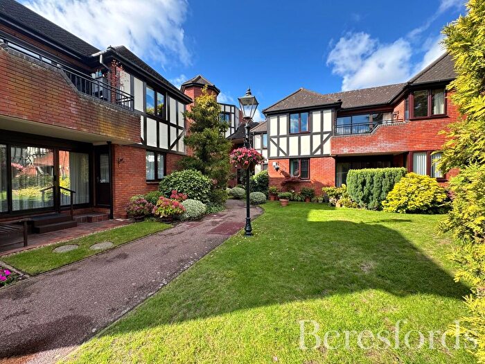 2 Bedroom Flat For Sale In Ridgemont Place, Parkstone Avenue, RM11