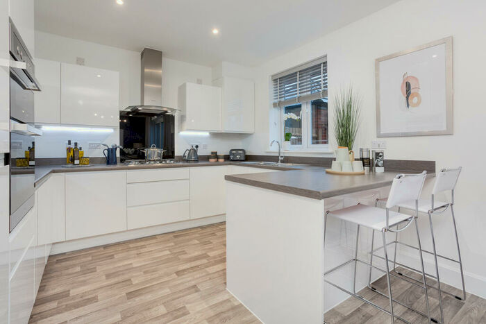 4 Bedroom Detached House For Sale In The Avenue, Overstone, Northampton, NN6