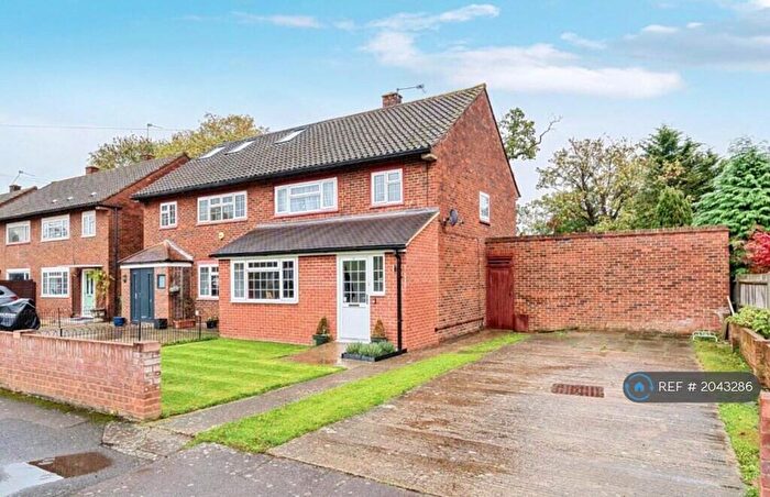 3 Bedroom Semi Detached House To Rent In Blair Avenue, Esher, KT10