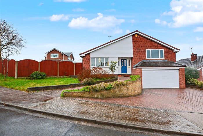 4 Bedroom Detached House For Sale In Troutbeck Crescent, Bramcote, Nottingham, NG9