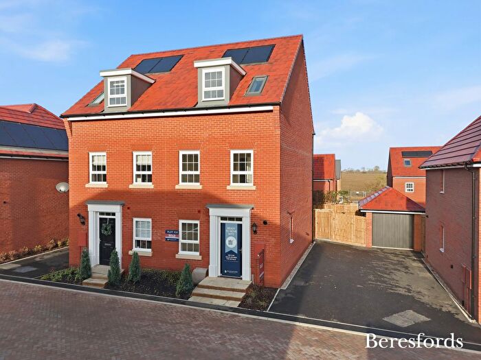 3 Bedroom Semi Detached House For Sale In Great Dunmow Grange, Dunmow, CM6