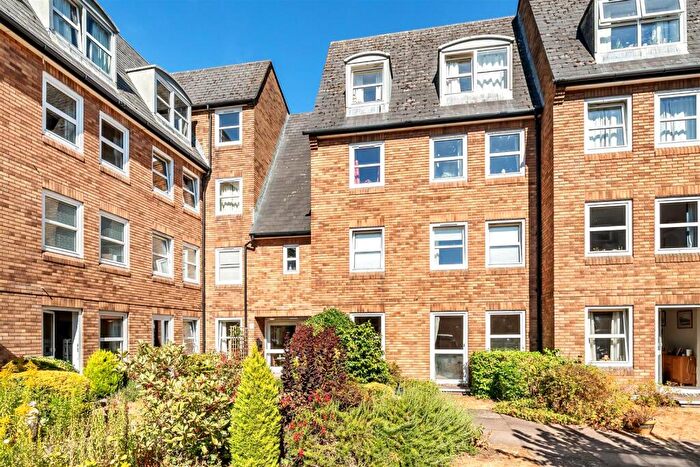 1 Bedroom Retirement Property For Sale In High West Street, Dorchester, DT1