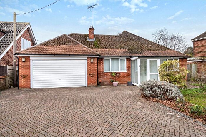 2 Bedroom Bungalow To Rent In Robin Hood Lane, Winnersh, Wokingham, Berkshire, RG41