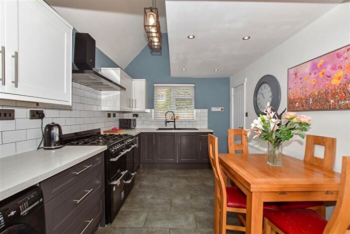 3 Bedroom Semi-Detached House For Sale In South Bank, Sutton Valence, Maidstone, Kent, ME17