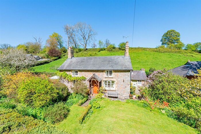 4 Bedroom Cottage For Sale In Pantglas, Oswestry, SY10