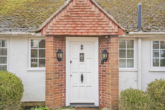 3 Bedroom Bungalow For Sale In Brightwell Street, Brightwell Cum Sotwell, OX10