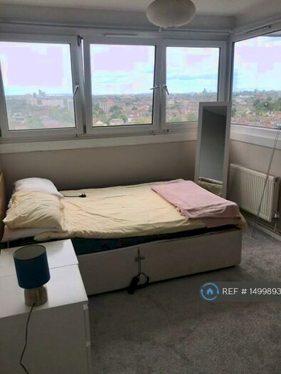 1 Bedroom Flat To Rent In Wolffe Gardens, London, E15