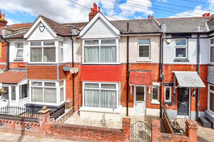 3 Bedroom Terraced House For Sale In Inhurst Road, Portsmouth, Hampshire, PO2