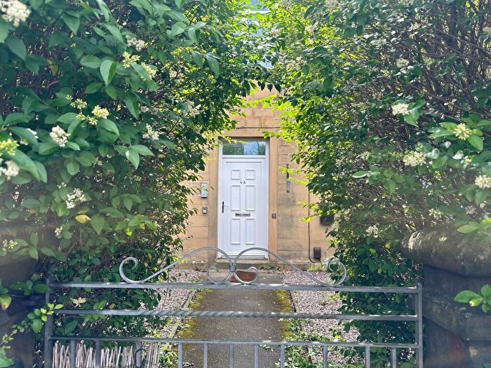 2 Bedroom Flat To Rent In Keighley Road, BB8