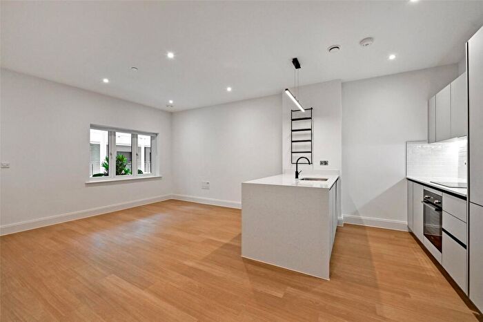 1 Bedroom Apartment To Rent In The Factory, Memorial Avenue, Slough, Berkshire, SL1