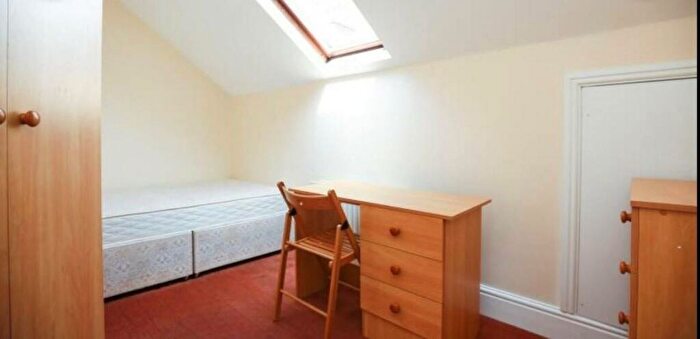 6 Bedroom Flat To Rent In Cavendish Road, Jesmond, Newcastle Upon Tyne, NE2
