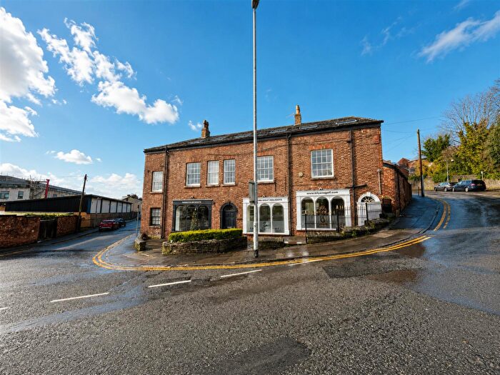 2 Bedroom Apartment To Rent In Waters Green, Macclesfield, SK11