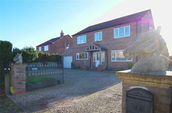 4 Bedroom Detached House For Sale In Pitt Lane, Ryehill, Hull, East Yorkshire HU12
