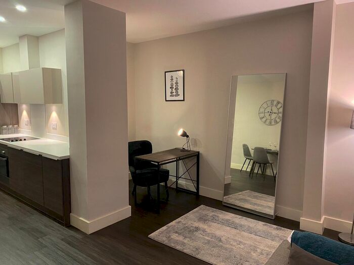 2 Bedroom Flat To Rent In Greenleigh Court, Pudsey, LS28