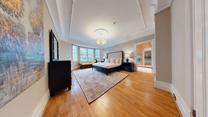 4 Bedroom Flat To Rent In Park Road, St Johns Wood, NW8