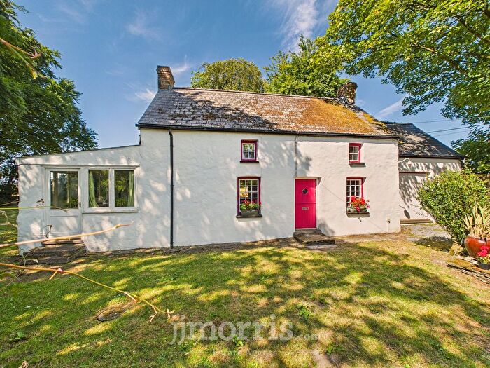 3 Bedroom Detached House For Sale In Trelech, Carmarthen, SA33