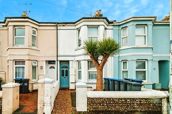 1 Bedroom Maisonette For Sale In Lyndhurst Road, Worthing, West Sussex, BN11