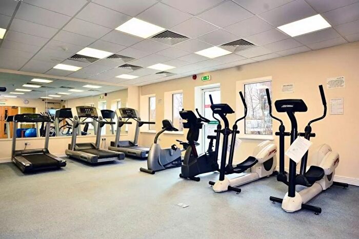 2 Bedroom Flat To Rent In Vicarage Lane, London, E15