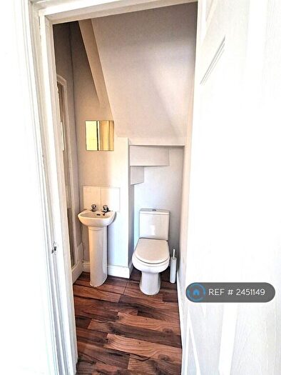 4 Bedroom Terraced House To Rent In Springvale Road, Sheffield, S10