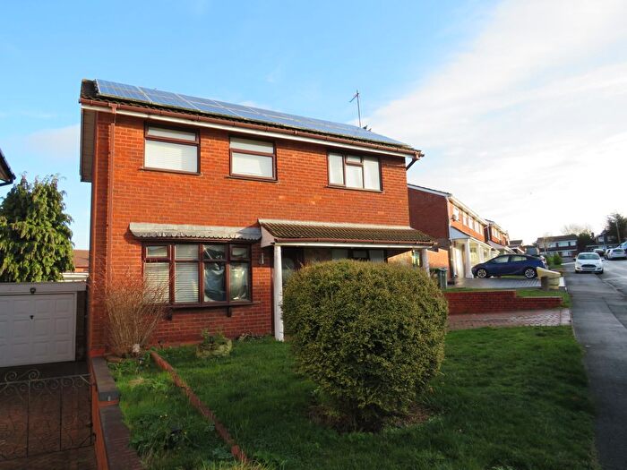 3 Bedroom Detached House To Rent In Westmead Drive, Oldbury, B68