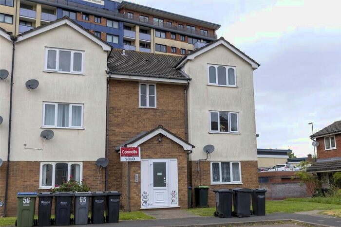 2 Bedroom Apartment To Rent In Winchester Close, Rowley Regis, West Midlands, B65