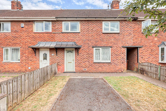 3 Bedroom Terraced House To Rent In Burghley Road, Scunthorpe, DN16