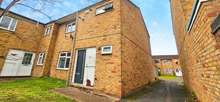 5 Bedroom Terraced House To Rent In Crosfield Court, Cambridge, CB4