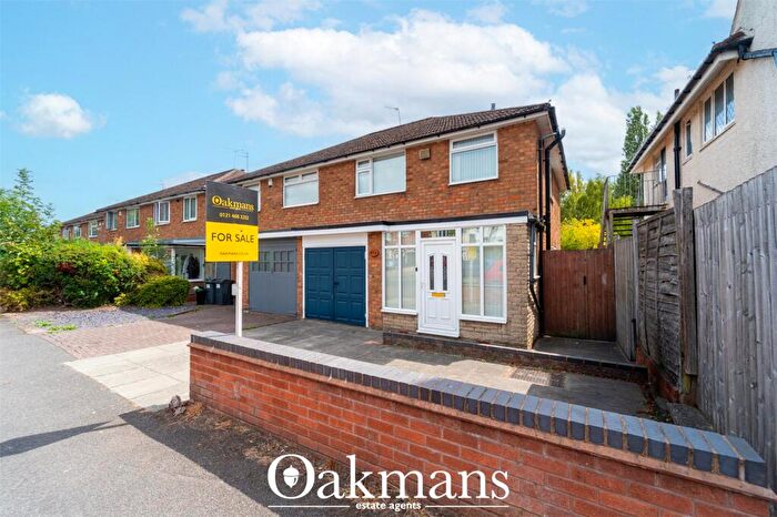 3 Bedroom Semi-Detached House For Sale In Bunbury Road, Birmingham, West Midlands, B31