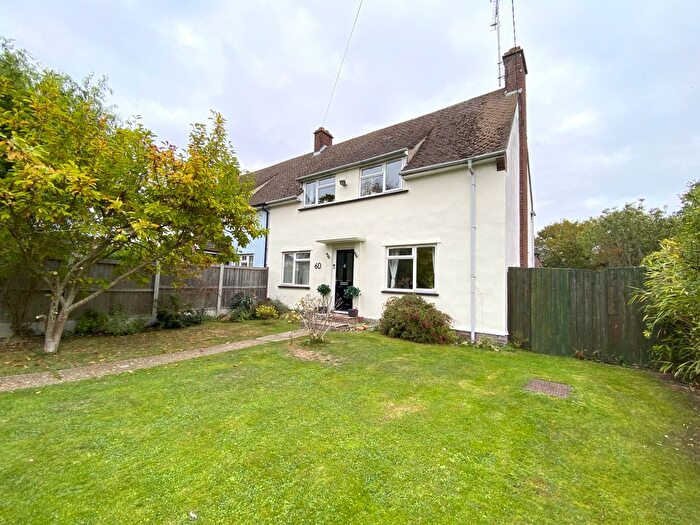 3 Bedroom Semi-detached House For Sale In Church End Lane, Wickford, SS11