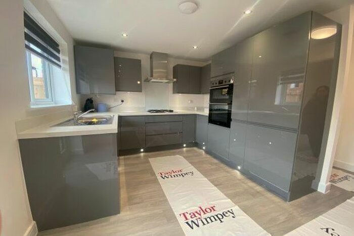 3 Bedroom Property To Rent In Knott Hill Road, Ashton-Under-Lyne, OL6