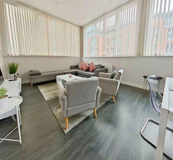 2 Bedroom Flat For Sale In Edmund Street, Liverpool, Merseyside, L3
