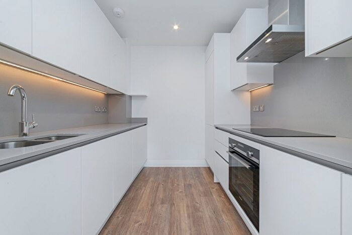 1 Bedroom Flat To Rent In Quayle Crescent, London, N20