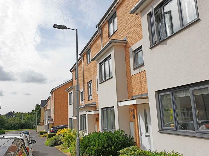 4 Bedroom Town House To Rent In Fan Avenue, Colchester, CO4