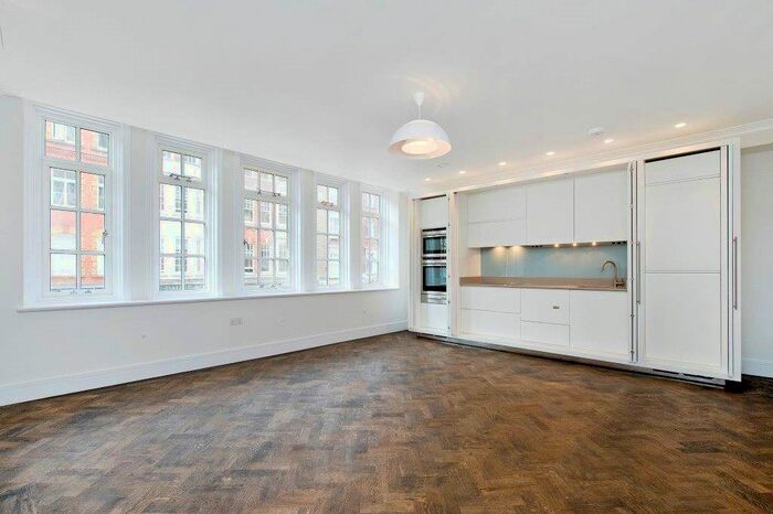 2 Bedroom Flat To Rent In Marylebone High Street, Marylebone, London, W1U