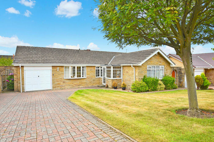 2 Bedroom Detached Bungalow To Rent In Rossett Garth, Harrogate, HG2
