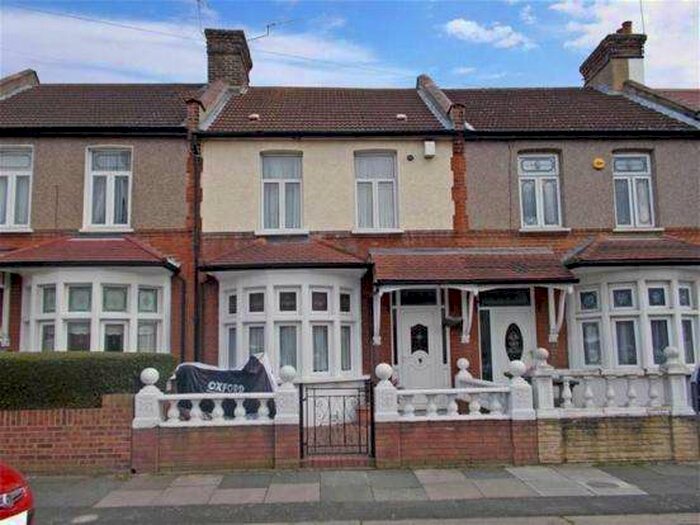 3 Bedroom Terraced House To Rent In Cumberland Road, London, E13