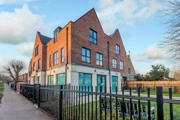 1 Bedroom Flat To Rent In Flat, Milton Road Library, Ascham Road, Cambridge, CB4