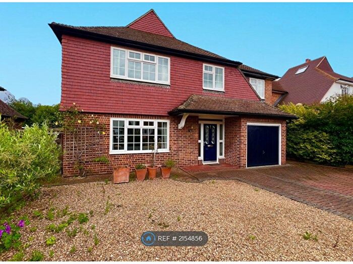 5 Bedroom Detached House To Rent In Marlyns Close, Guildford, GU4